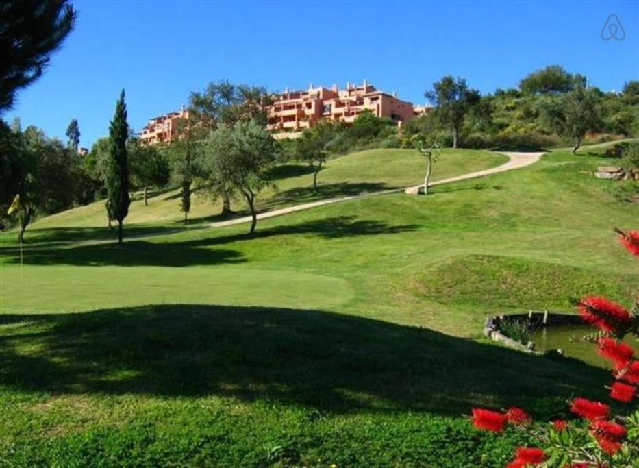 Luxury Apartment With Sea Views, Golf, Gym, Spa, 7 Pools Ojén Esterno foto