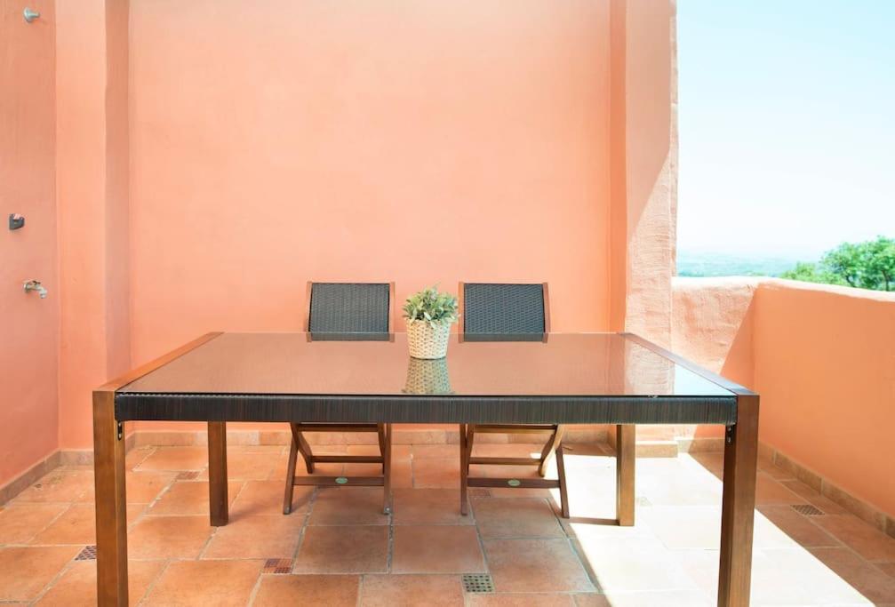 Luxury Apartment With Sea Views, Golf, Gym, Spa, 7 Pools Ojén Esterno foto