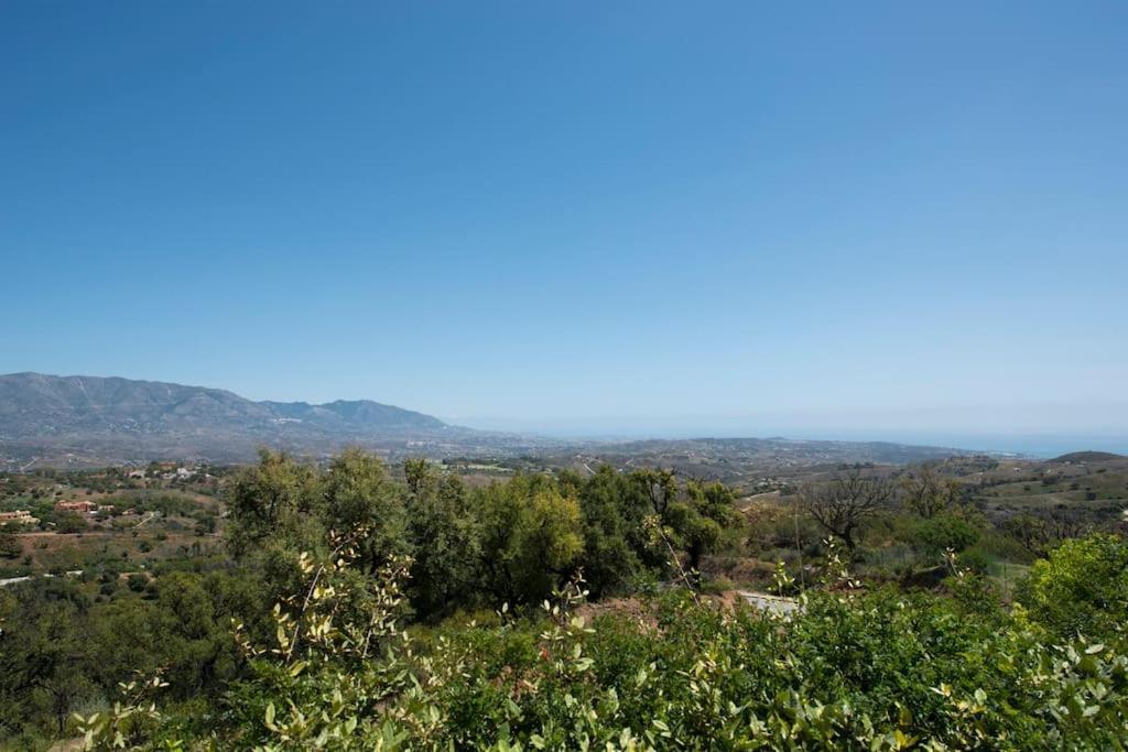 Luxury Apartment With Sea Views, Golf, Gym, Spa, 7 Pools Ojén Esterno foto
