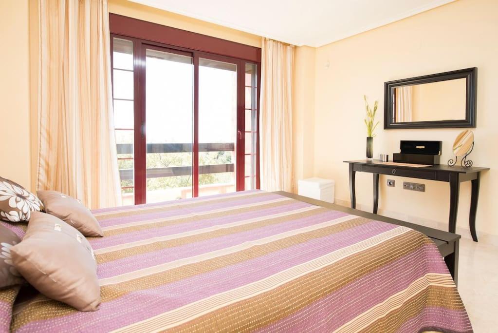 Luxury Apartment With Sea Views, Golf, Gym, Spa, 7 Pools Ojén Esterno foto